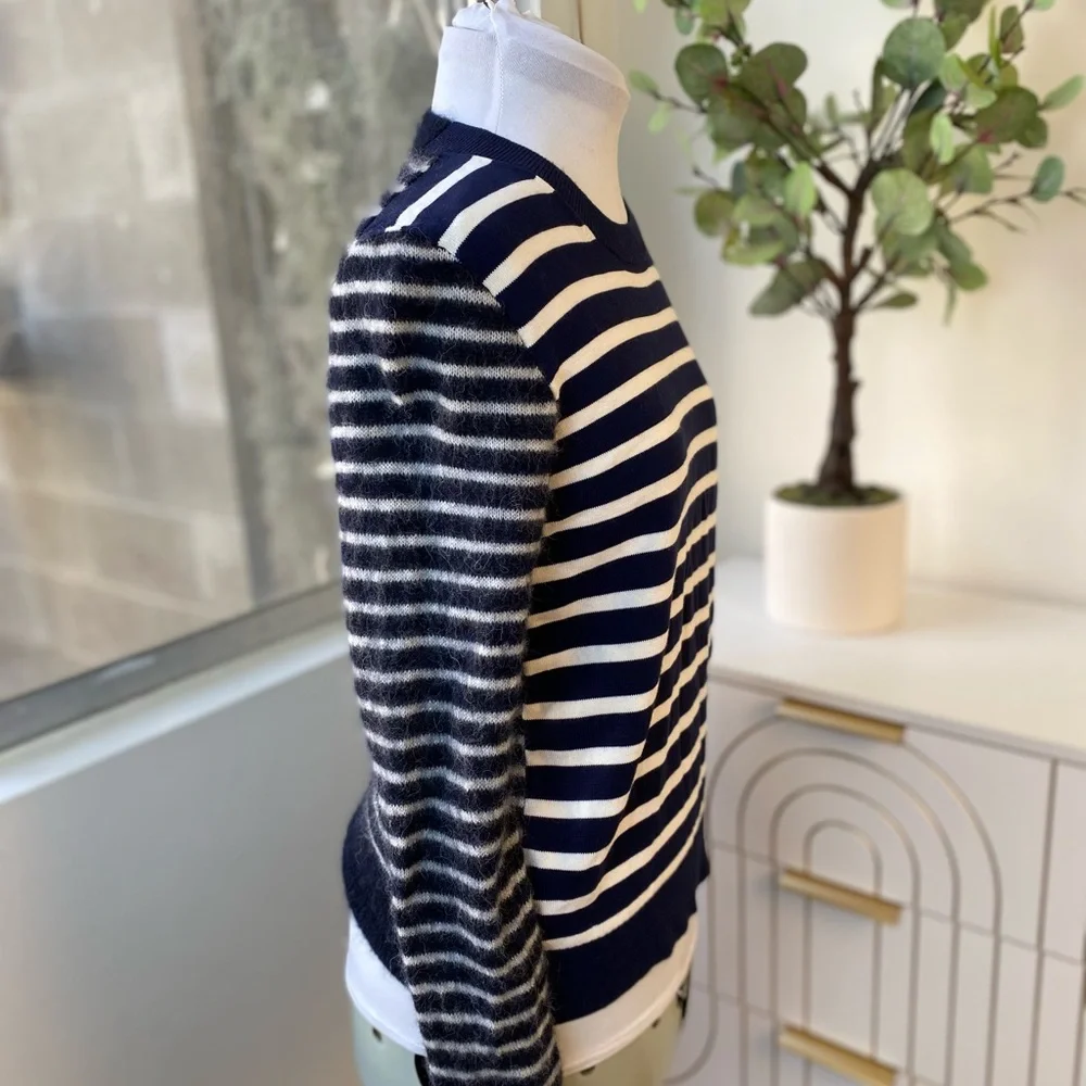 ✨Warm & Fuzzy Sweater Set (3)✨: Cupcakes & Cashmere S + Madewell M + Sundry M - Picture 10 of 16